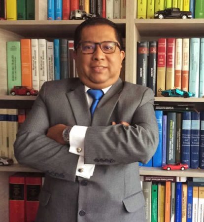 consultor legal empresarial peru